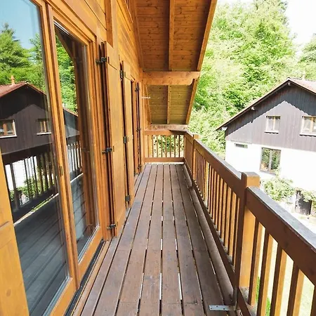 Gemuetliches Holzhaus Bis 12 Schlafplaetze *